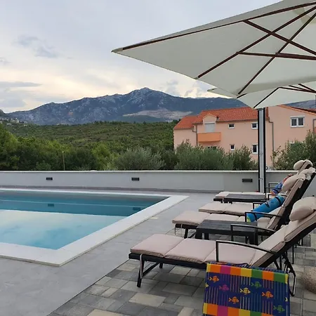 Sky Apartment Solin